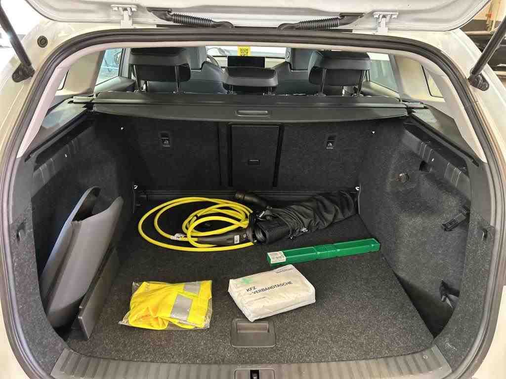 Fahrzeug autohaus mense Fahrzeugabbildung SKODA Enyaq 60 Loft LED|Navi|VirtualCP|Akustikglas|PDC