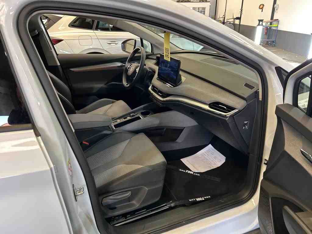 Fahrzeug autohaus mense Fahrzeugabbildung SKODA Enyaq 60 Loft LED|Navi|VirtualCP|Akustikglas|PDC