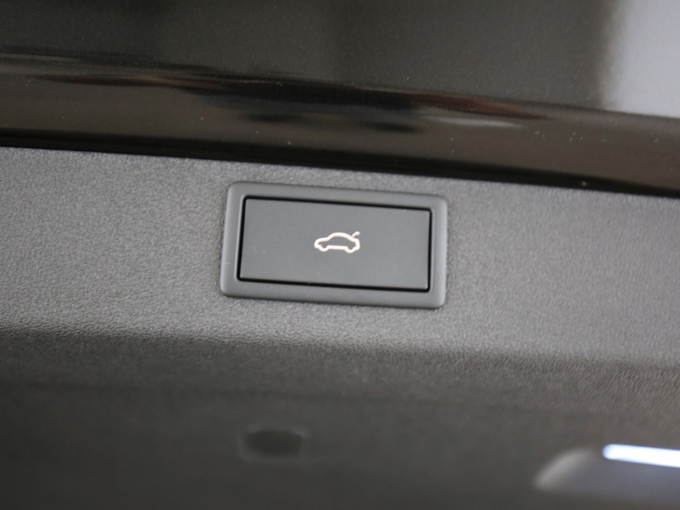 Fahrzeug autohaus mense Fahrzeugabbildung SKODA Enyaq 60 Loft ACC|LED|Navi|VirtualCP|Akustikglas