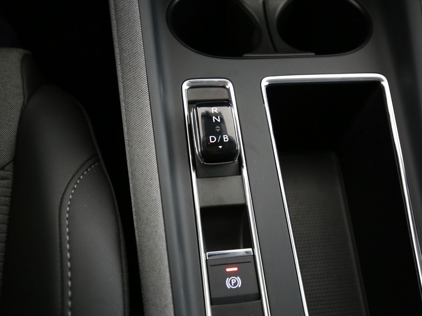 Fahrzeug autohaus mense Fahrzeugabbildung SKODA Enyaq 60 Loft ACC|LED|Navi|VirtualCP|Akustikglas