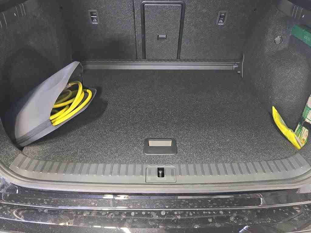 Fahrzeug autohaus mense Fahrzeugabbildung SKODA Enyaq 60 Loft ACC|LED|Navi|VirtualCP|Akustikglas