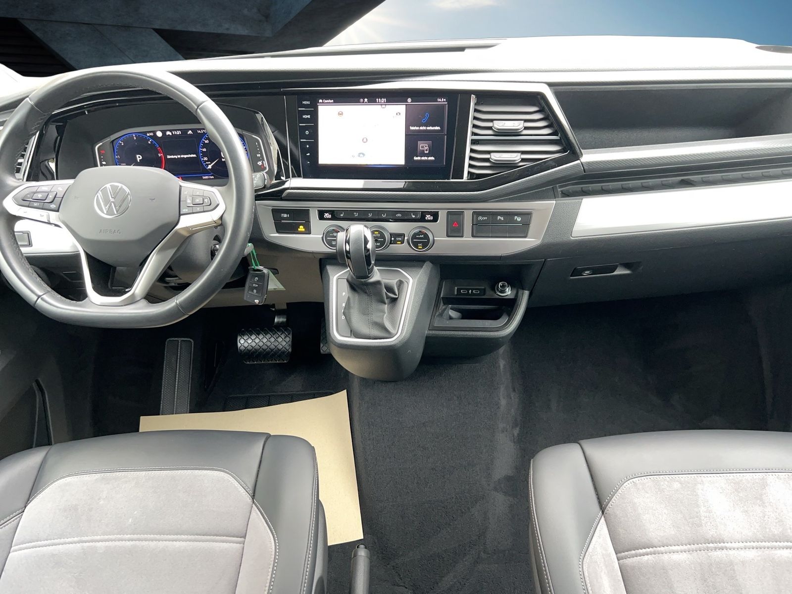 Fahrzeugabbildung Volkswagen T6.1 2.0 TDI 4Motion California Beach Tour AHK