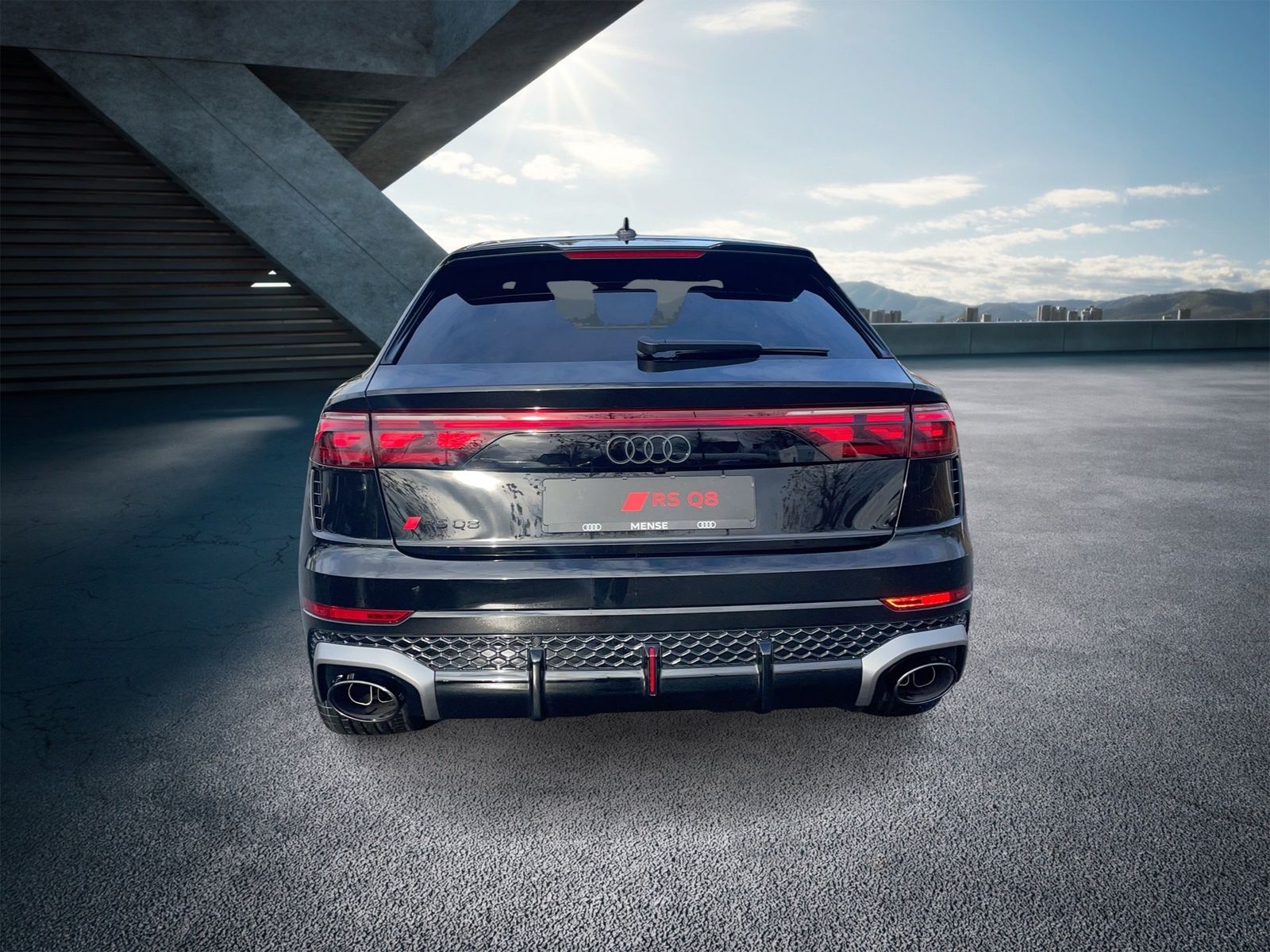 Fahrzeugabbildung Audi RS Q8 performance Keramik / 305 km/h