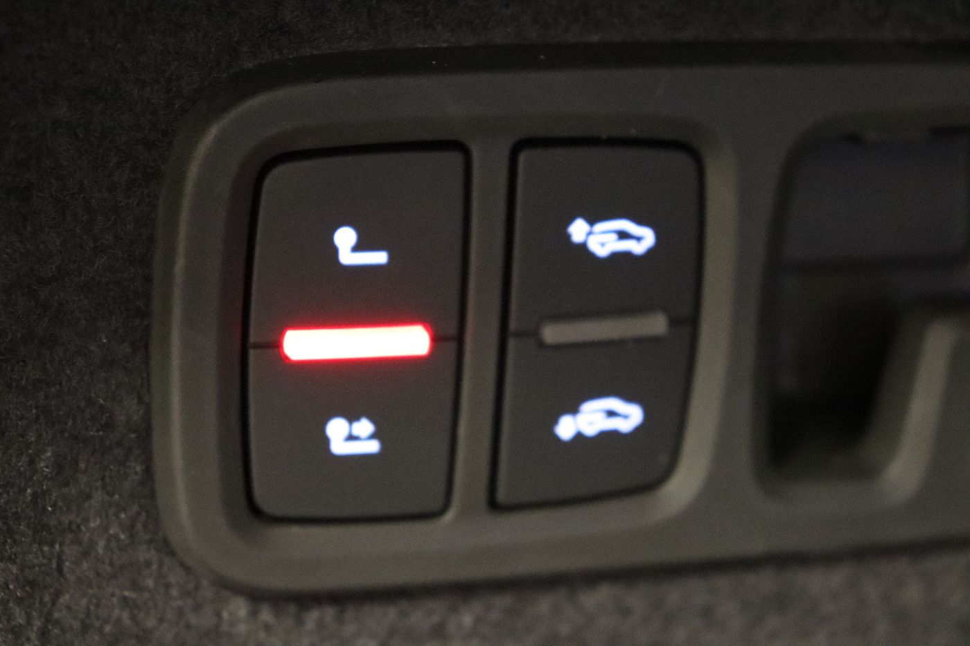 Fahrzeug autohaus mense Fahrzeugabbildung Audi Q8 45 TDI quattro tiptronic S line Matrix|AHK|LM