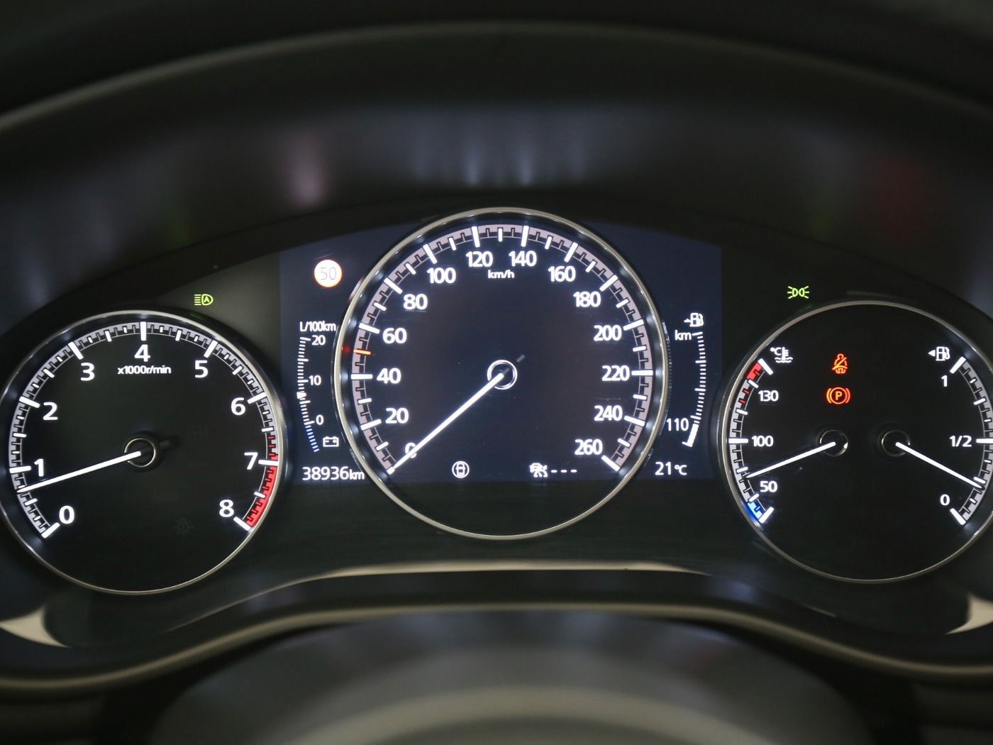 Fahrzeugabbildung Mazda 3 SKYACTIV-G 2.0 Selection HUD|ACC|LED|Navi|PDC