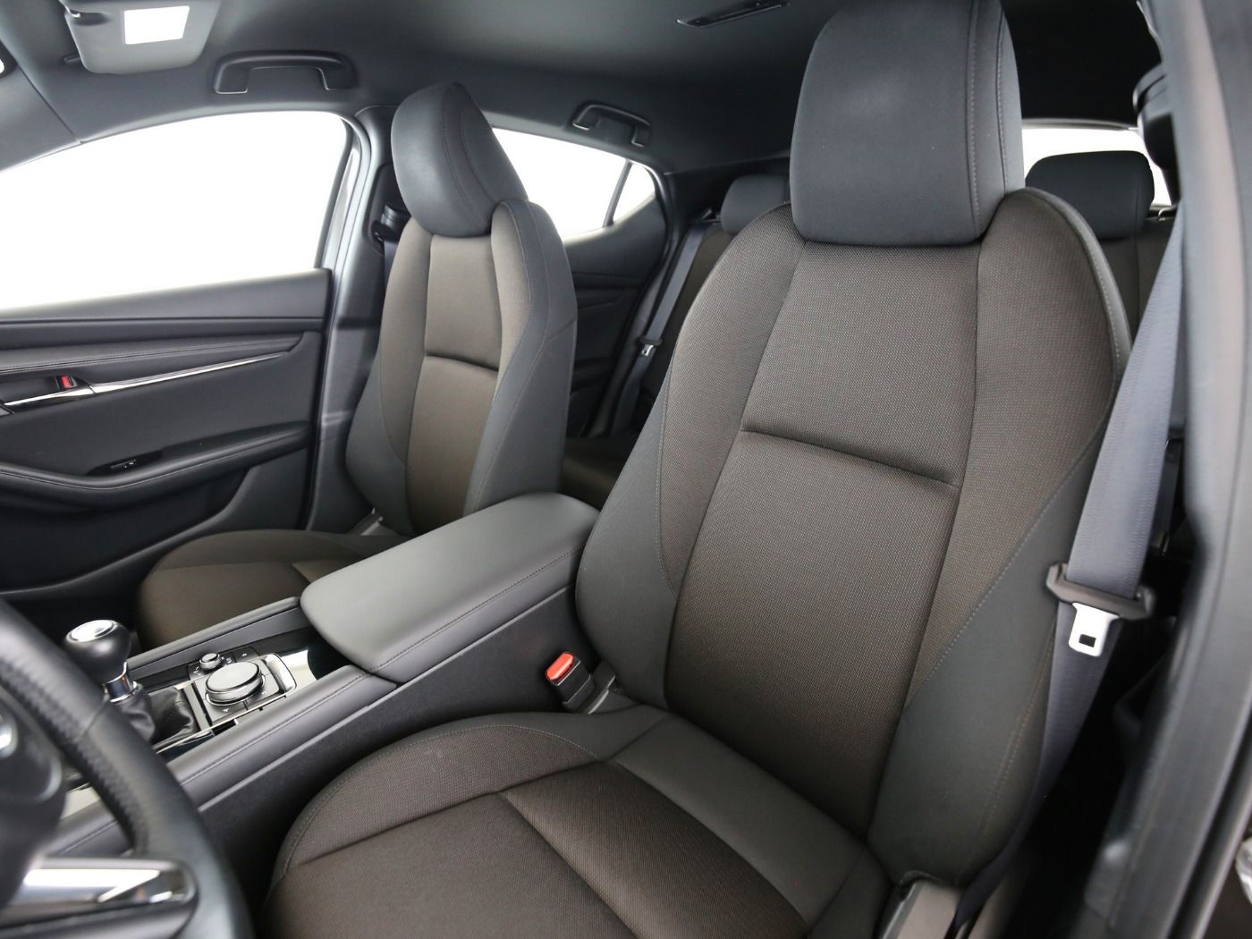 Fahrzeugabbildung Mazda 3 SKYACTIV-G 2.0 Selection HUD|ACC|LED|Navi|PDC