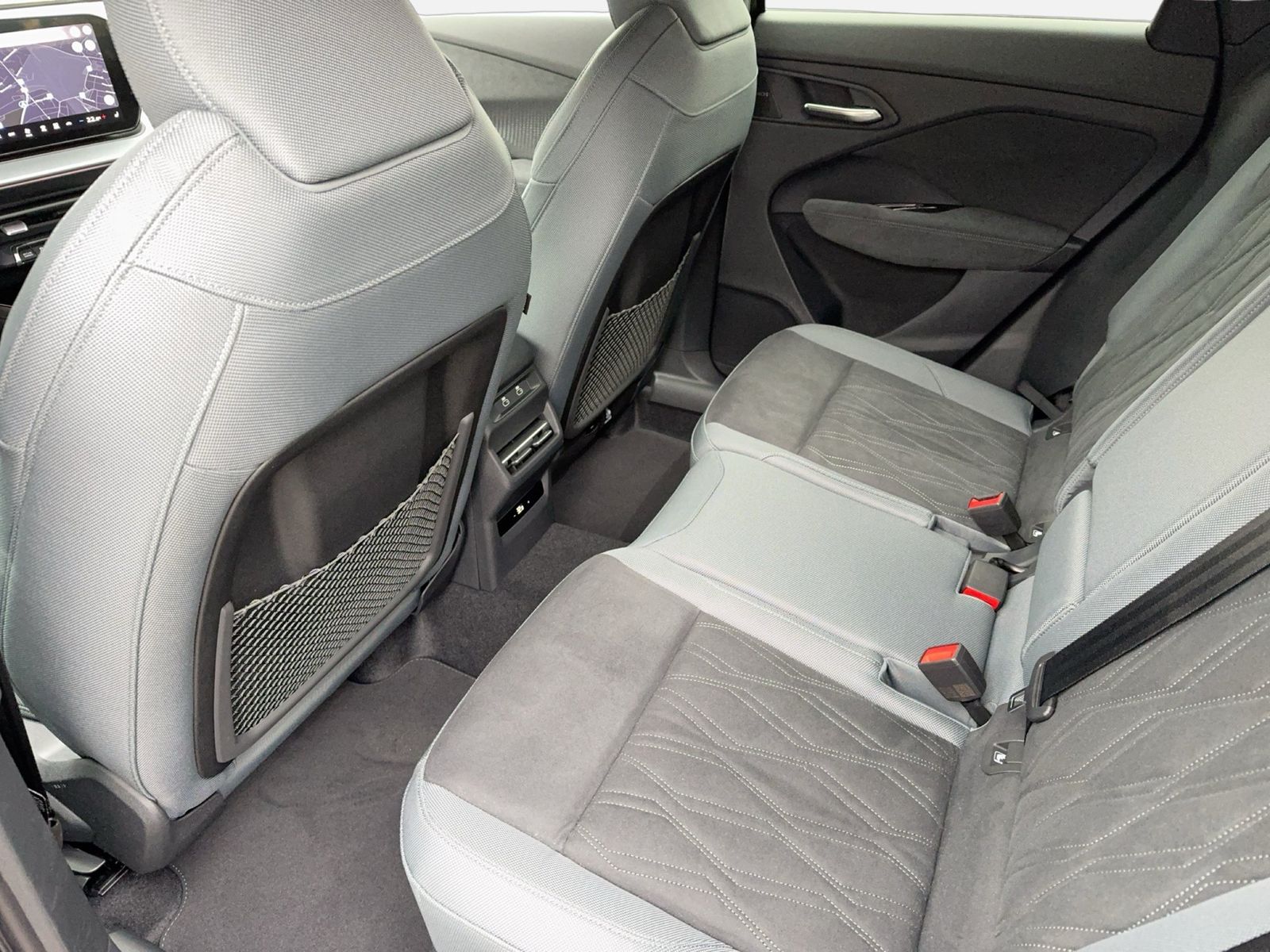 Fahrzeugabbildung Audi Q3 SUV TFSI 110kW S tronic TechPro|Pano|HUD|
