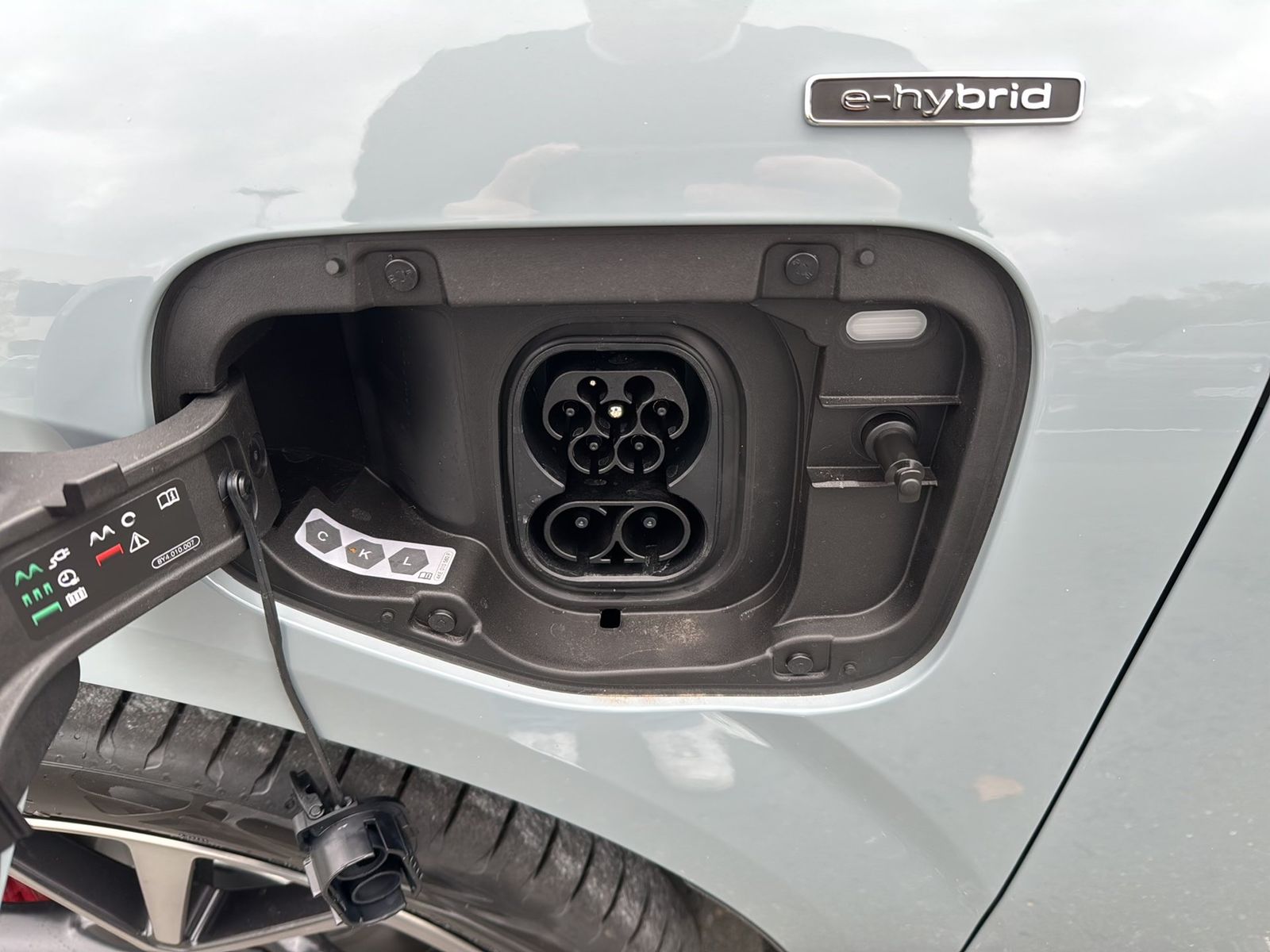 Fahrzeugabbildung Audi Q3 SUV e-hybrid 200 kW S tronic Matrix|Sonos|HUD