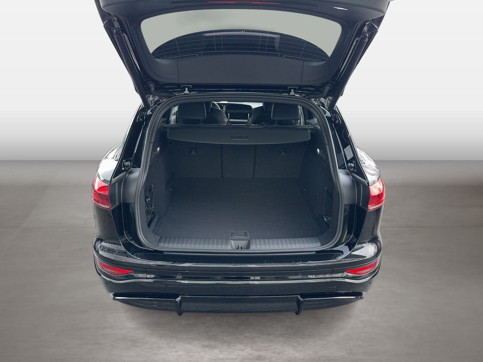 Fahrzeugabbildung Audi Q6 SUV e-tron quattro 285 kW B&O|AHK|HUD|Luft|LM