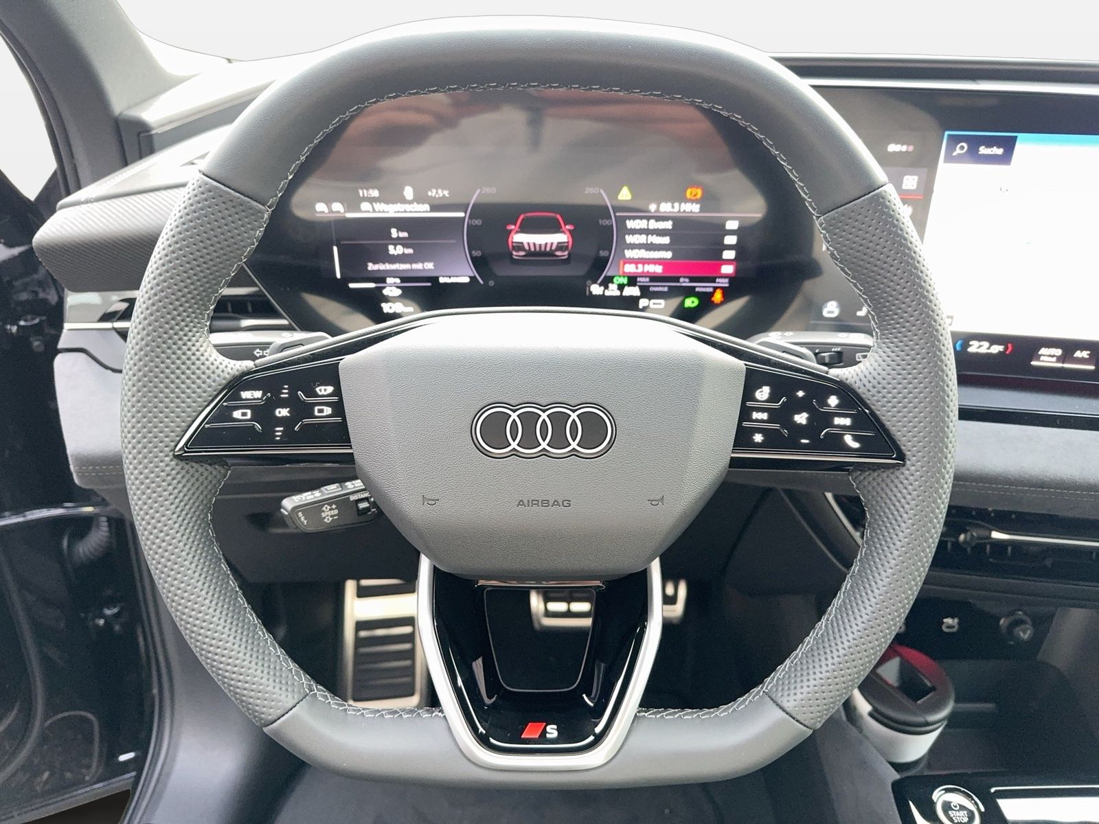 Fahrzeugabbildung Audi Q6 SUV e-tron quattro 285 kW B&O|AHK|HUD|Luft|LM