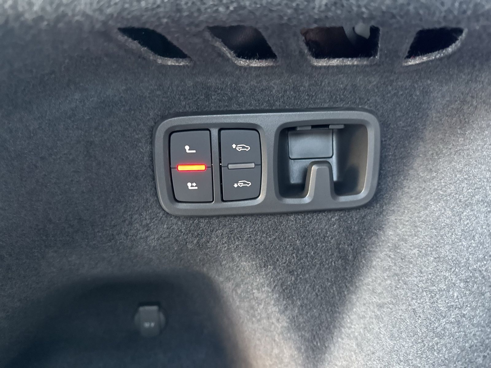 Fahrzeugabbildung Audi Q8 TFSIe S line business Matrix|Pano|HUD|