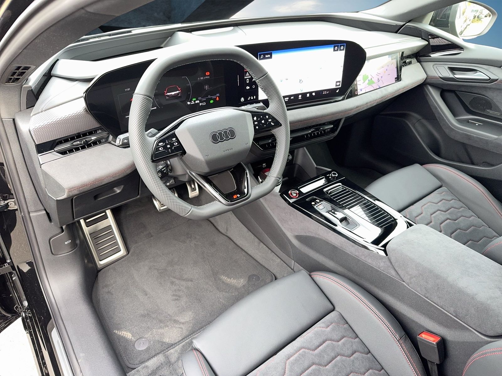 Fahrzeug autohaus mense Fahrzeugabbildung Audi A6 Sportback e-tron quattro 315 kW B&O|AHK|HUD