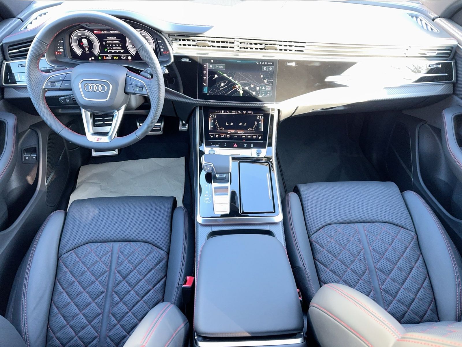 Fahrzeugabbildung Audi Q8 SUV TFSI e quattro 360 kW tiptronic Matrix|SD