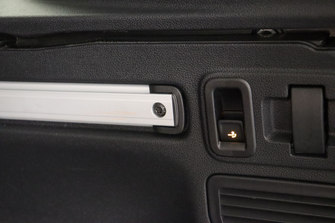 Fahrzeugabbildung Volkswagen Touran 1.5 TSI DSG Highline |AHK|Pano|Navi|ACC|C