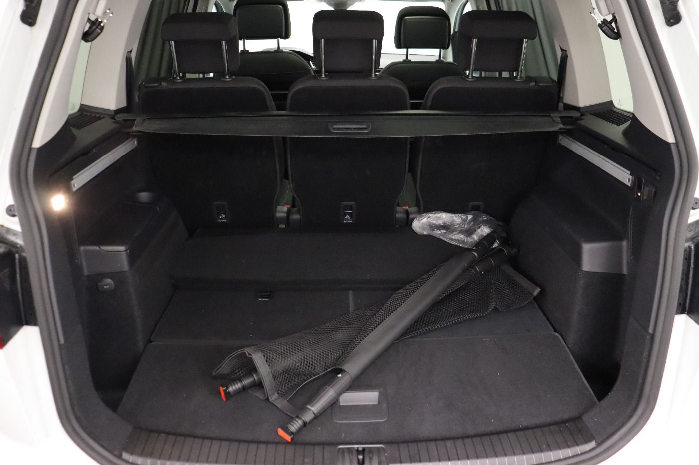 Fahrzeugabbildung Volkswagen Touran 1.5 TSI DSG Highline |AHK|Pano|Navi|ACC|C