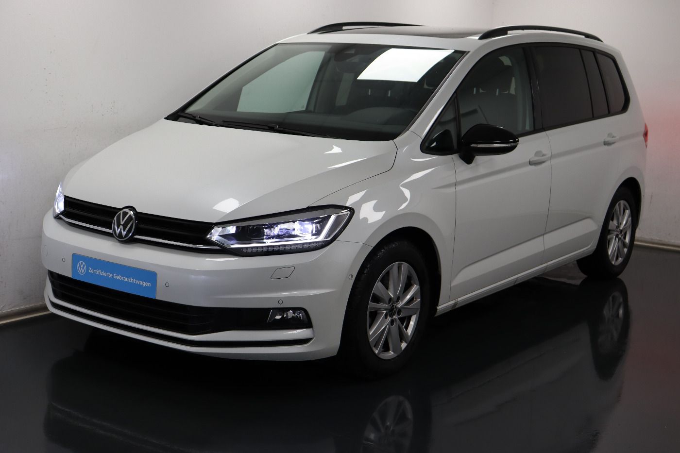 Fahrzeugabbildung Volkswagen Touran 1.5 TSI DSG Highline |AHK|Pano|Navi|ACC|C