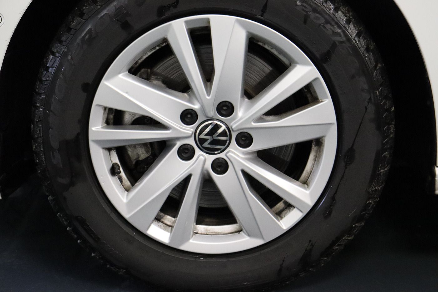 Fahrzeugabbildung Volkswagen Touran 1.5 TSI DSG Highline |AHK|Pano|Navi|ACC|C