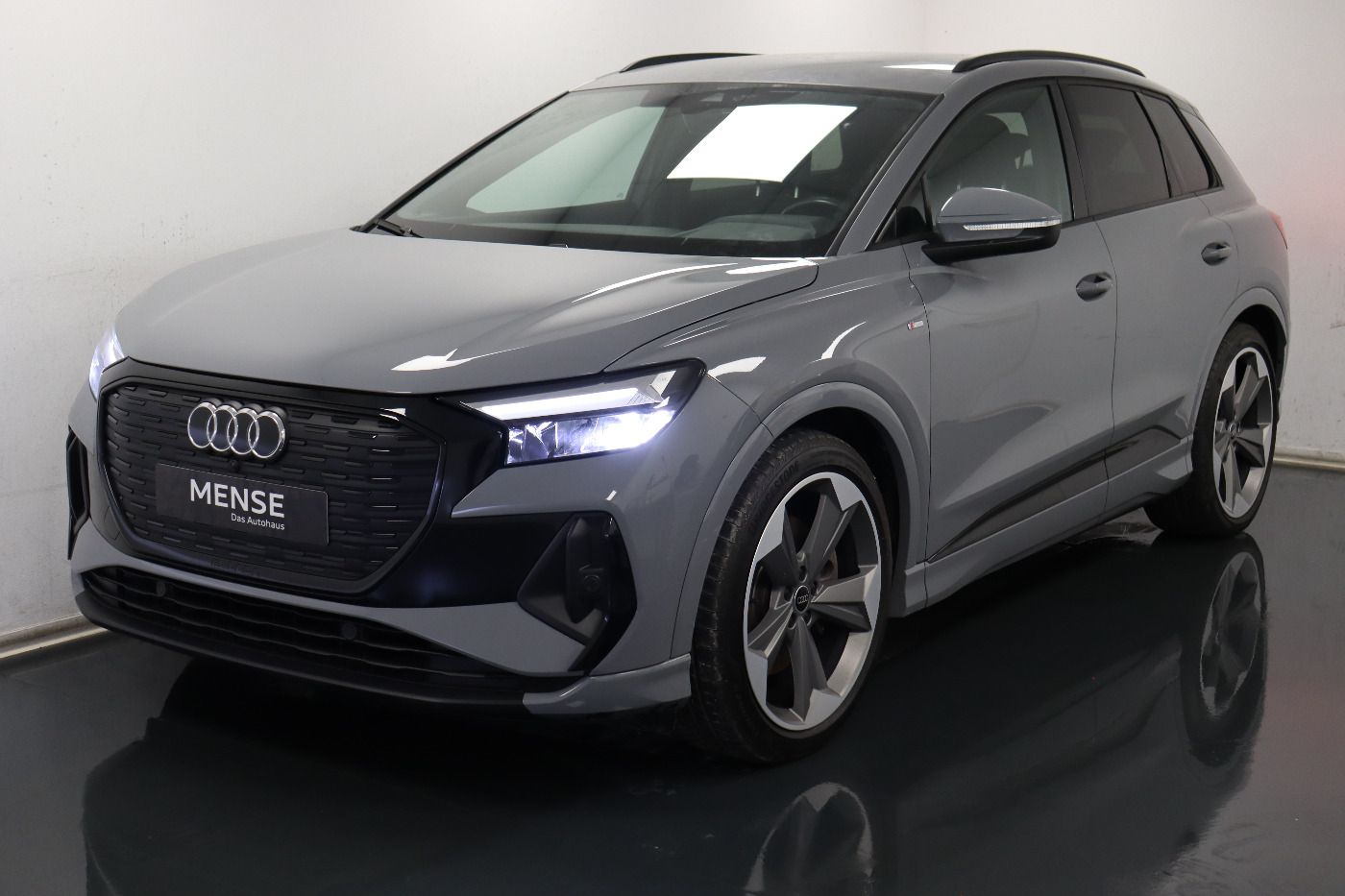 Fahrzeug autohaus mense Fahrzeugabbildung Audi Q4 e-tron 40 Standhzg|LED|Navi|VirtualCP