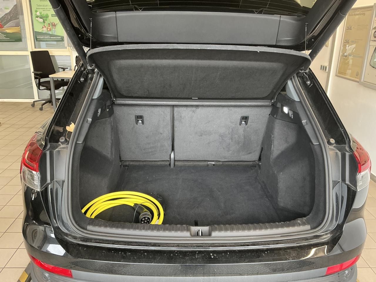 Fahrzeug autohaus mense Fahrzeugabbildung Audi Q4 e-tron 40 CarPlay|HUD|Standhzg