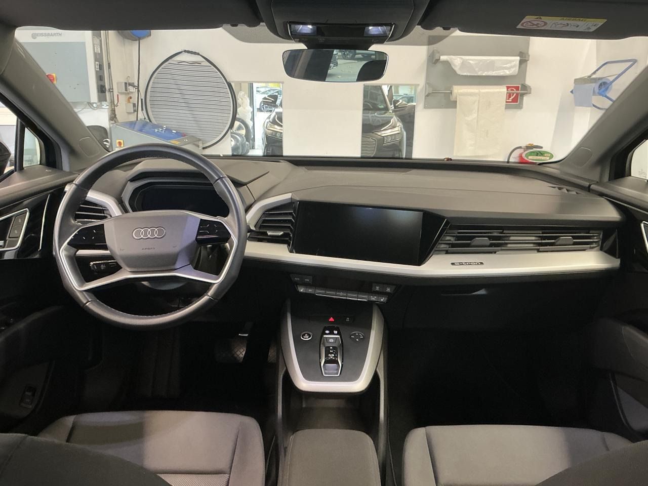 Fahrzeug autohaus mense Fahrzeugabbildung Audi Q4 e-tron 40 CarPlay|HUD|Standhzg