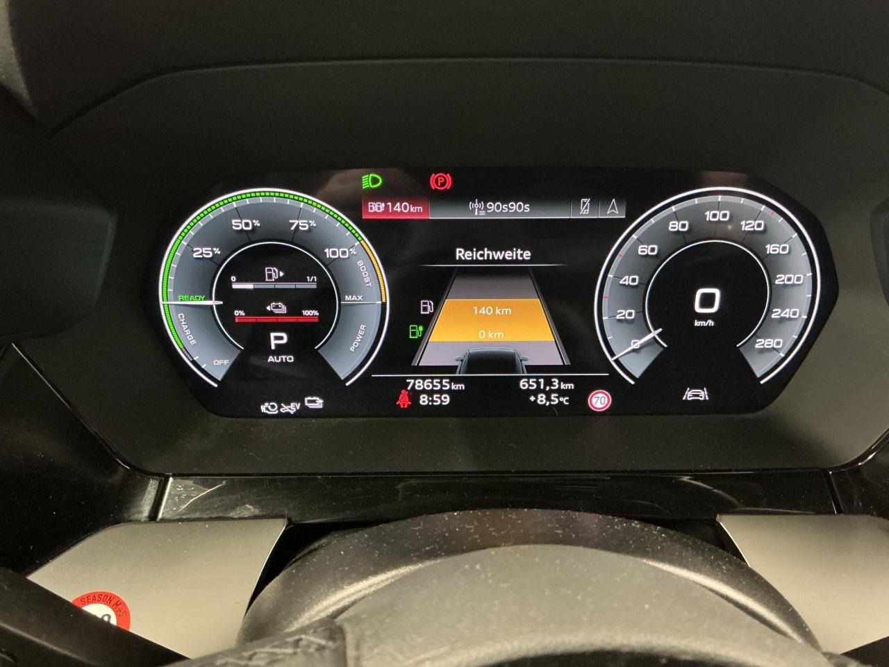 Fahrzeugabbildung Audi A3 Sportback 40 TFSI e S tronic Navi|VirtualCP