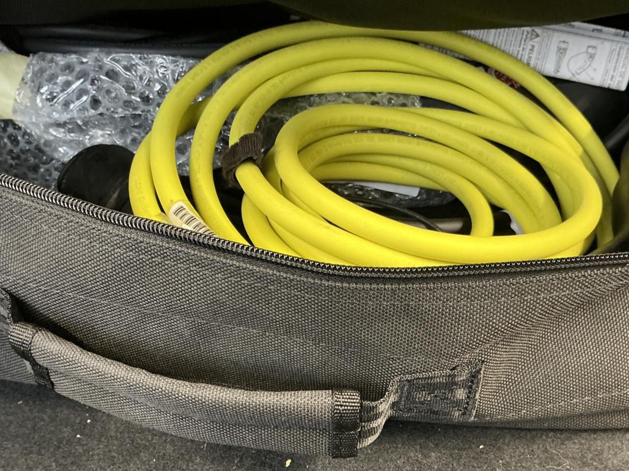 Fahrzeugabbildung Audi A3 Sportback 40 TFSI e S tronic Navi|VirtualCP