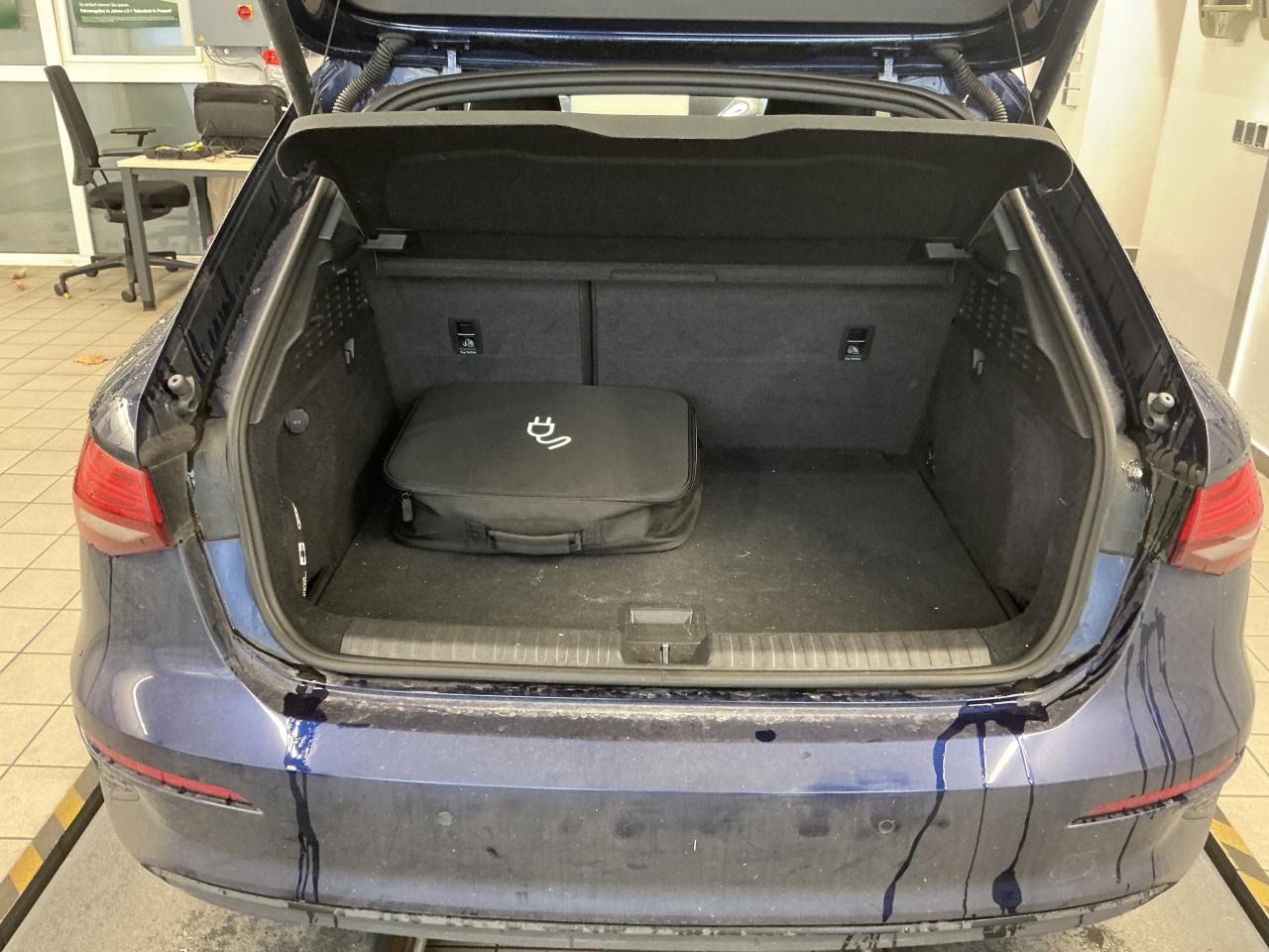 Fahrzeugabbildung Audi A3 Sportback 40 TFSI e S tronic Navi|VirtualCP