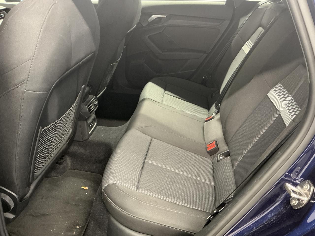 Fahrzeugabbildung Audi A3 Sportback 40 TFSI e S tronic Navi|VirtualCP