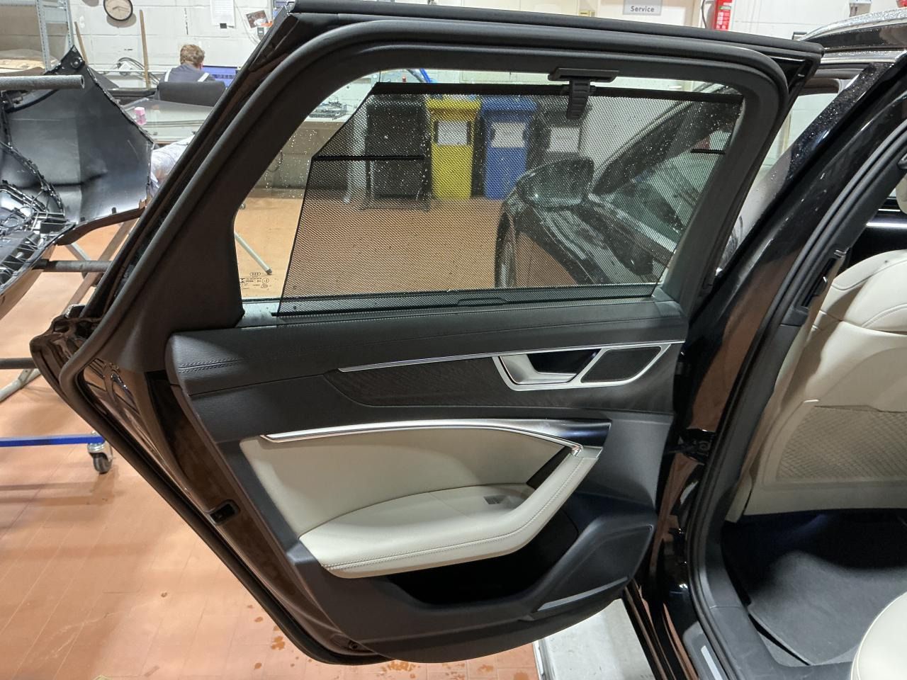 Fahrzeugabbildung Audi A6 Avant 50 TFSIe Quattro S tronic Design B&O