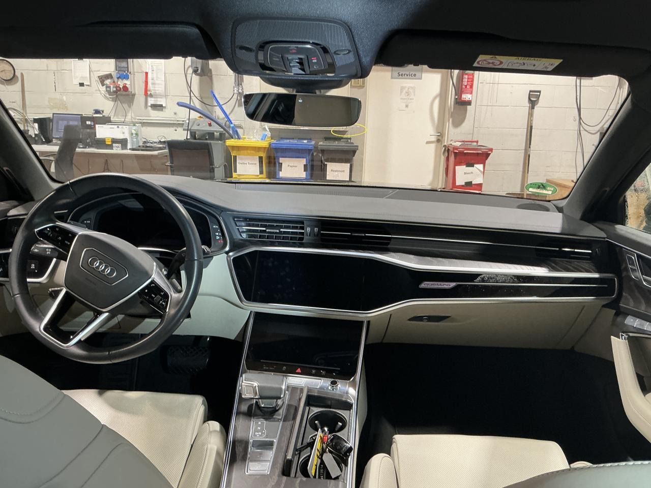 Fahrzeugabbildung Audi A6 Avant 50 TFSIe Quattro S tronic Design B&O