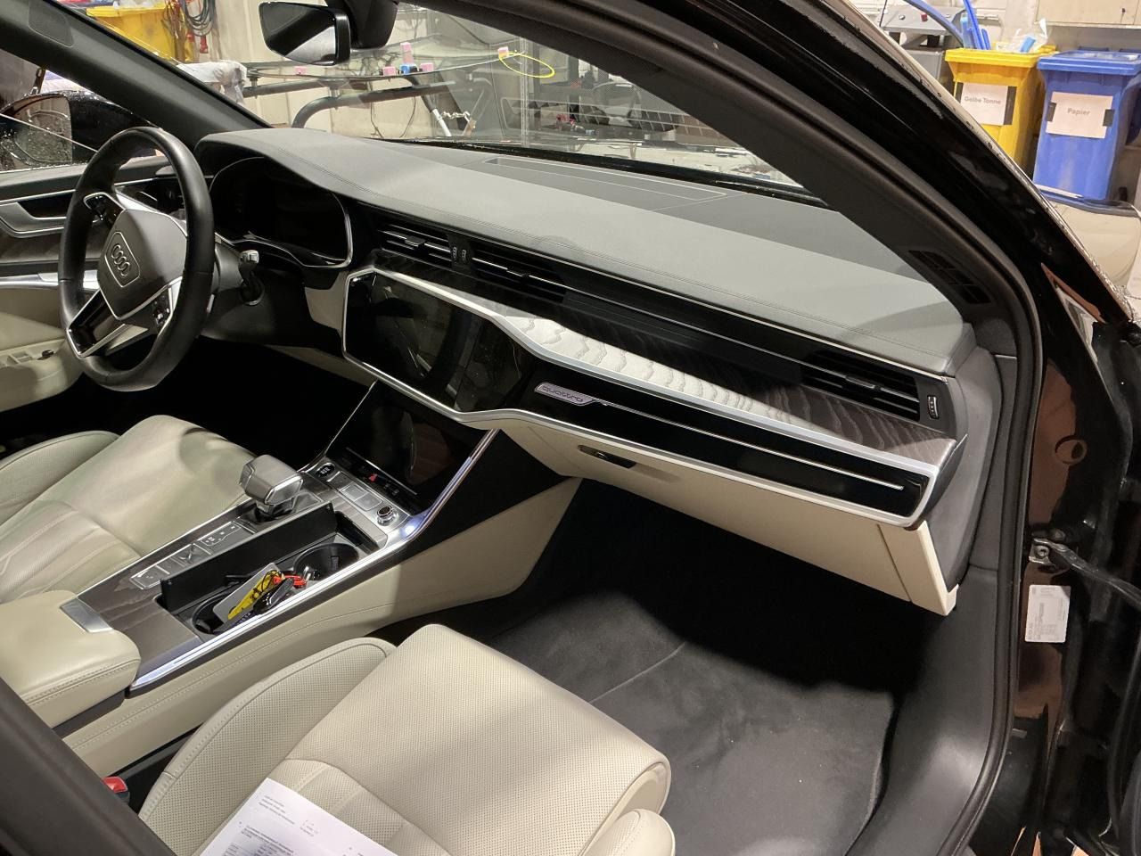 Fahrzeugabbildung Audi A6 Avant 50 TFSIe Quattro S tronic Design B&O