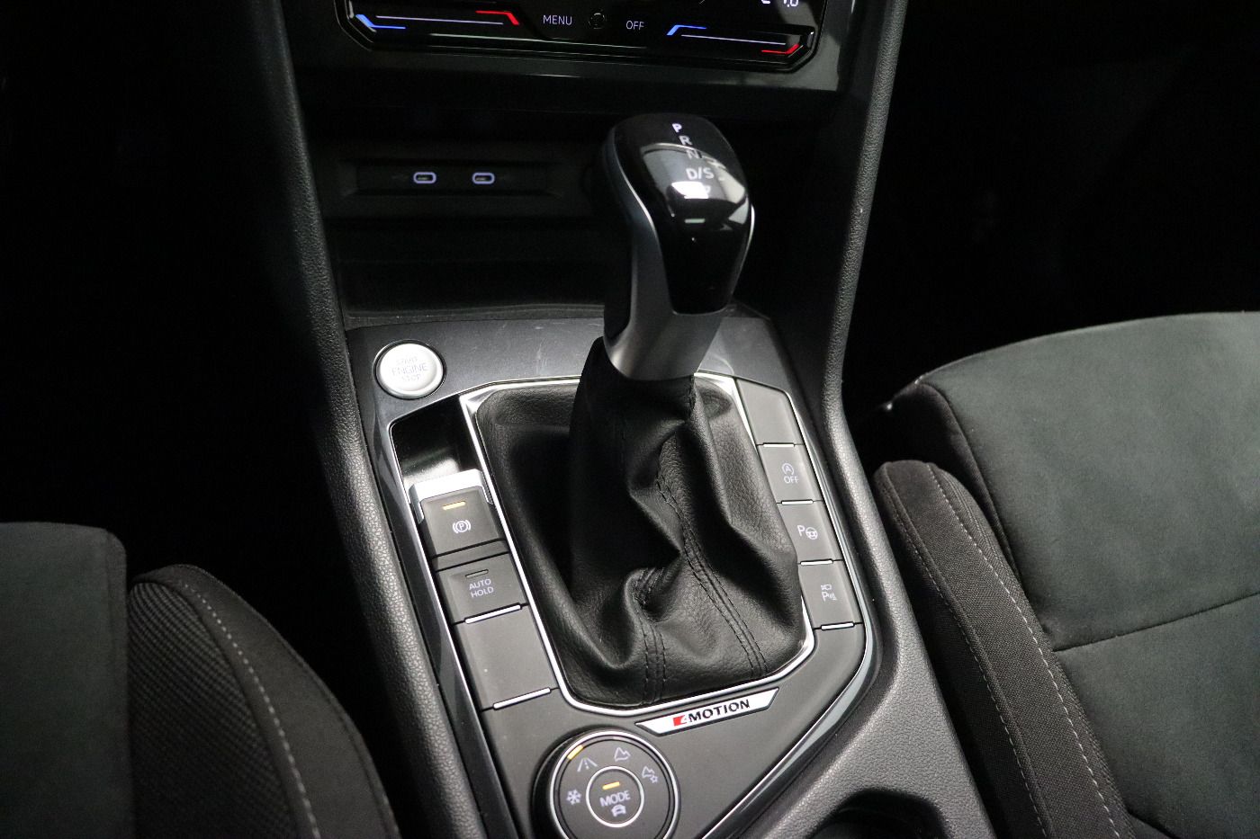 Fahrzeugabbildung Volkswagen Tiguan Allspace 2.0 TDI 4 Motion DSG Elegance SD