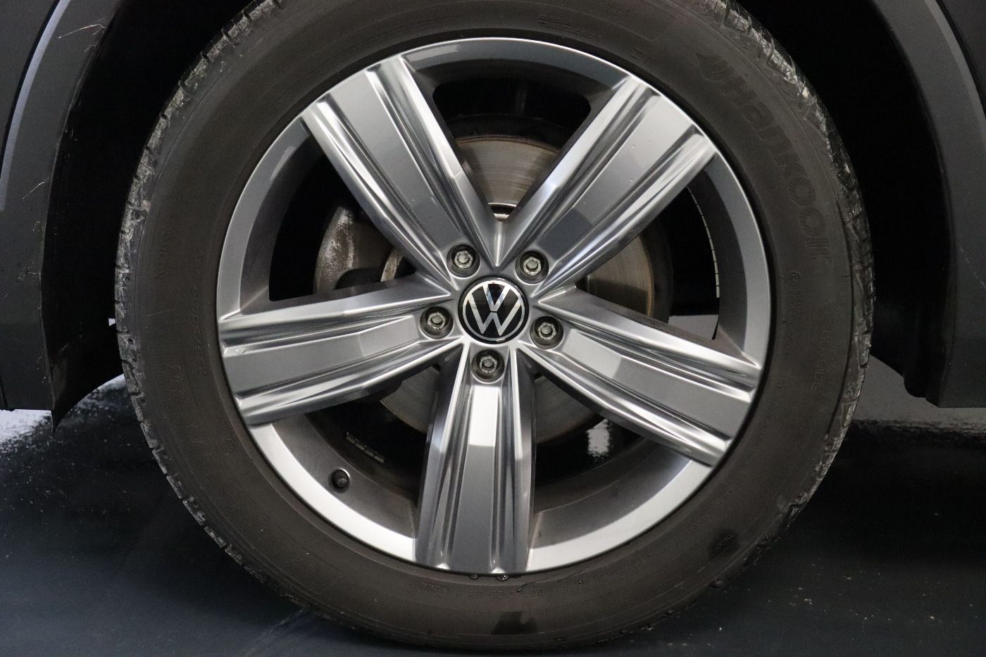 Fahrzeugabbildung Volkswagen Tiguan Allspace 2.0 TDI 4 Motion DSG Elegance SD