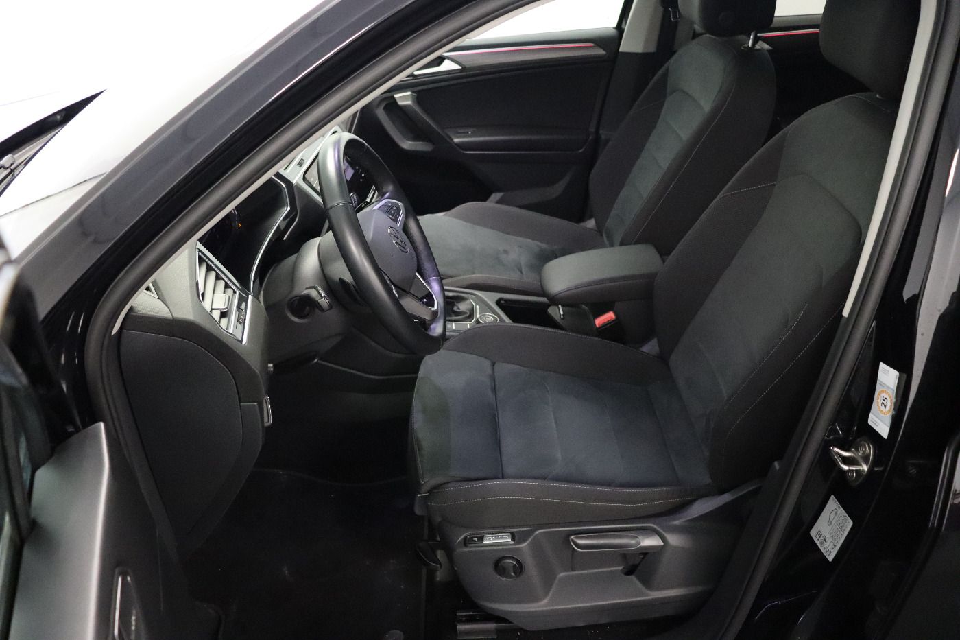 Fahrzeugabbildung Volkswagen Tiguan Allspace 2.0 TDI 4 Motion DSG Elegance SD