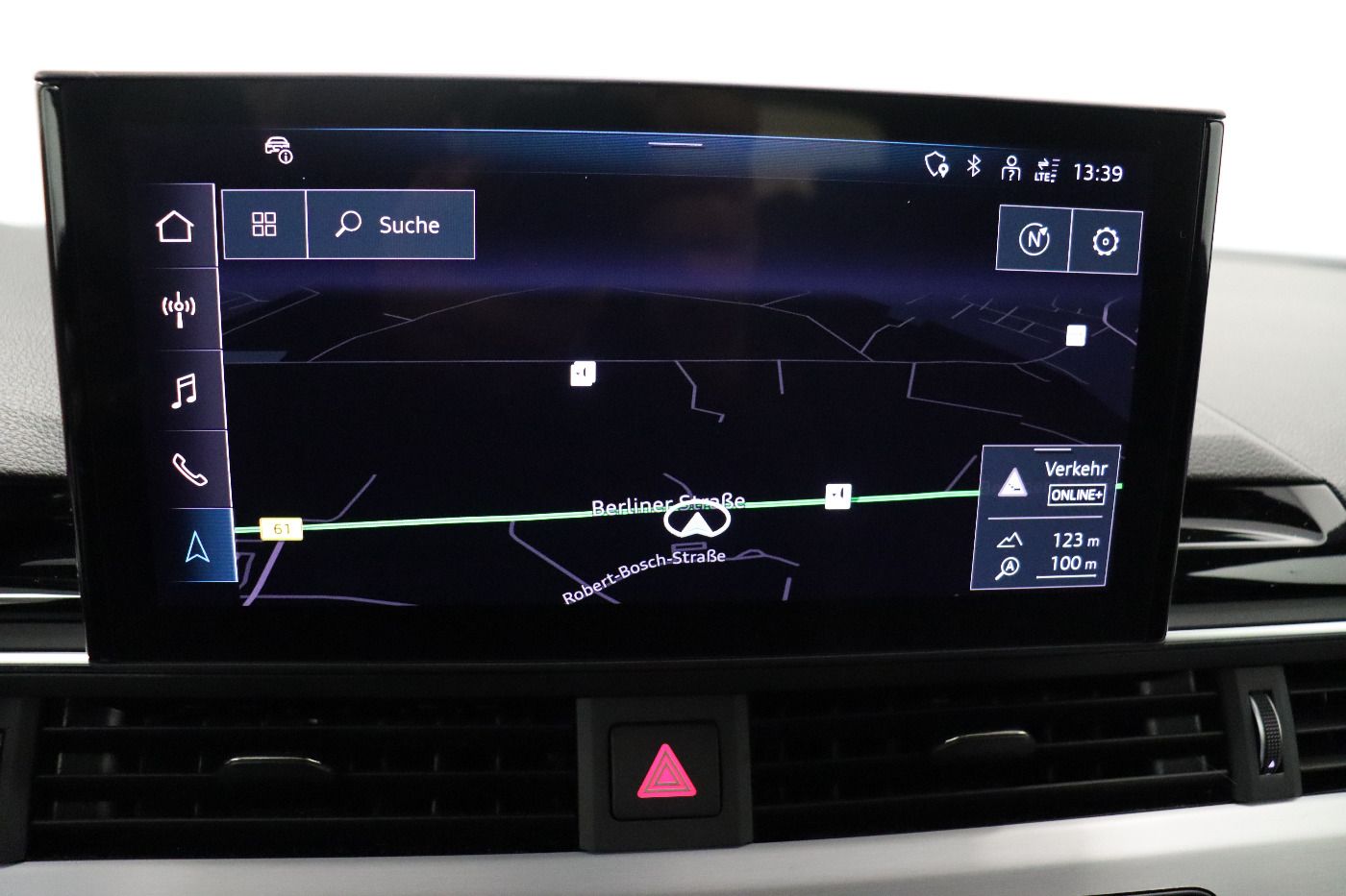 Fahrzeugabbildung Audi A4 Avant 40 TFSI S tronic S line ACC