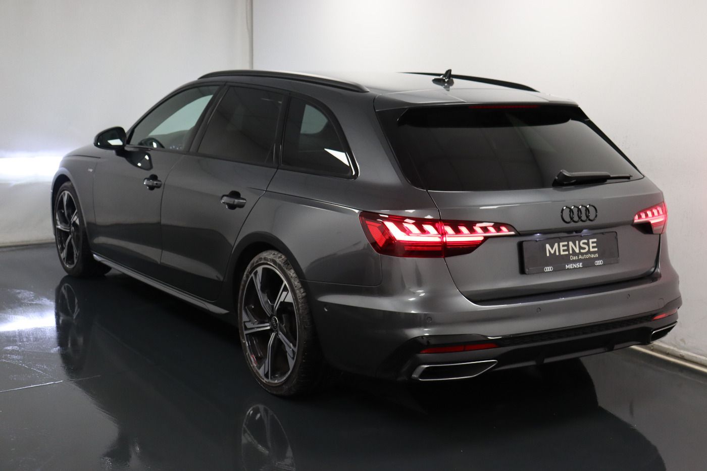 Fahrzeugabbildung Audi A4 Avant 40 TFSI S tronic S line ACC