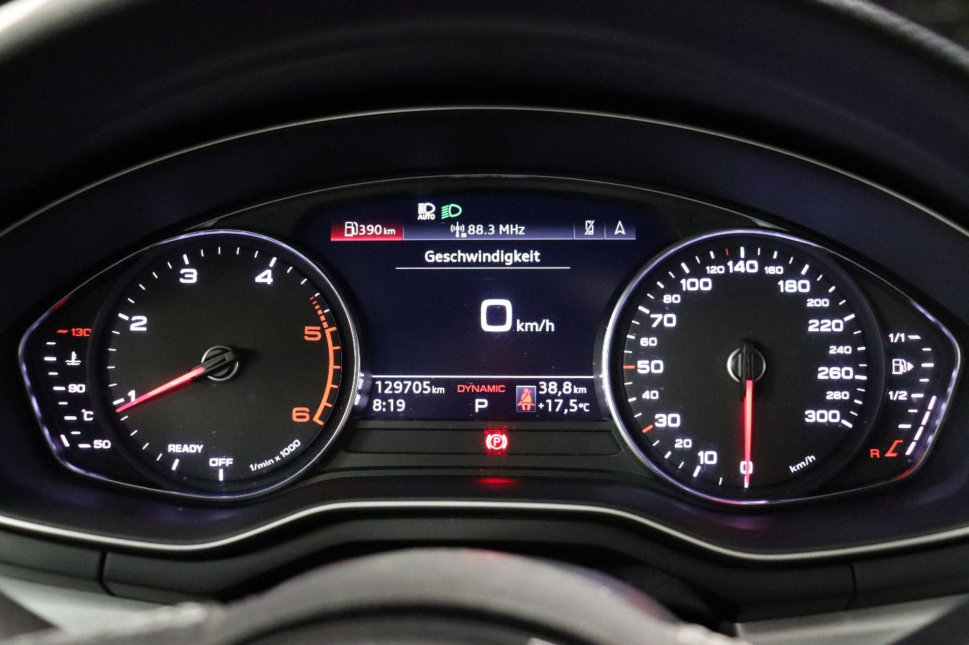 Fahrzeugabbildung Audi A4 Avant 40 TDI quattro S tronic S line