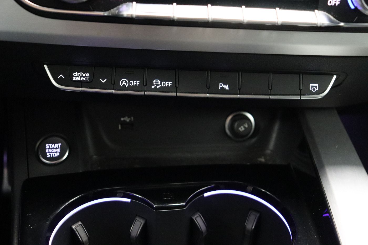 Fahrzeugabbildung Audi A4 Avant 40 TDI quattro S tronic S line