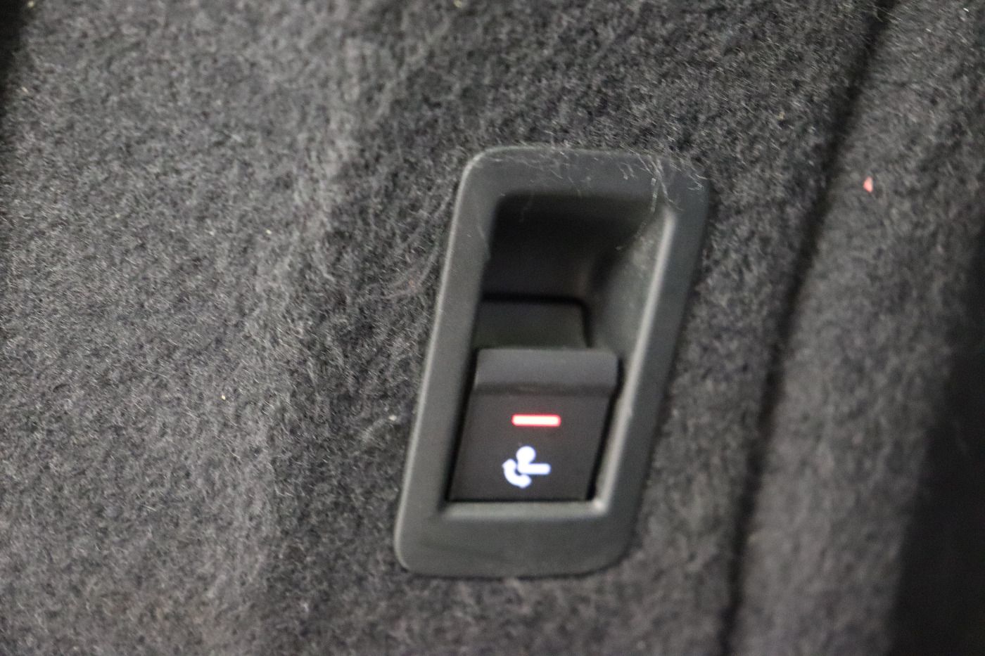 Fahrzeugabbildung Audi A4 Avant 40 TDI quattro S tronic S line