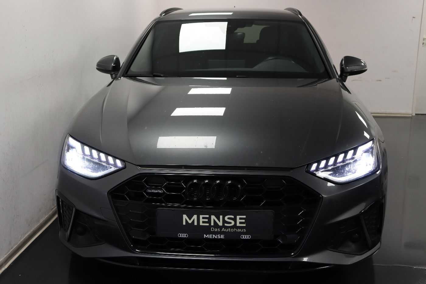 Fahrzeugabbildung Audi A4 Avant 40 TDI quattro S tronic S line