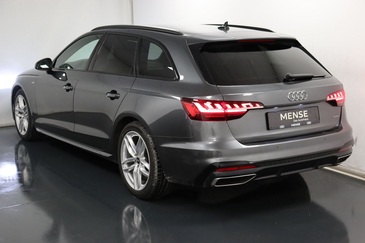 Fahrzeugabbildung Audi A4 Avant 40 TDI quattro S tronic S line