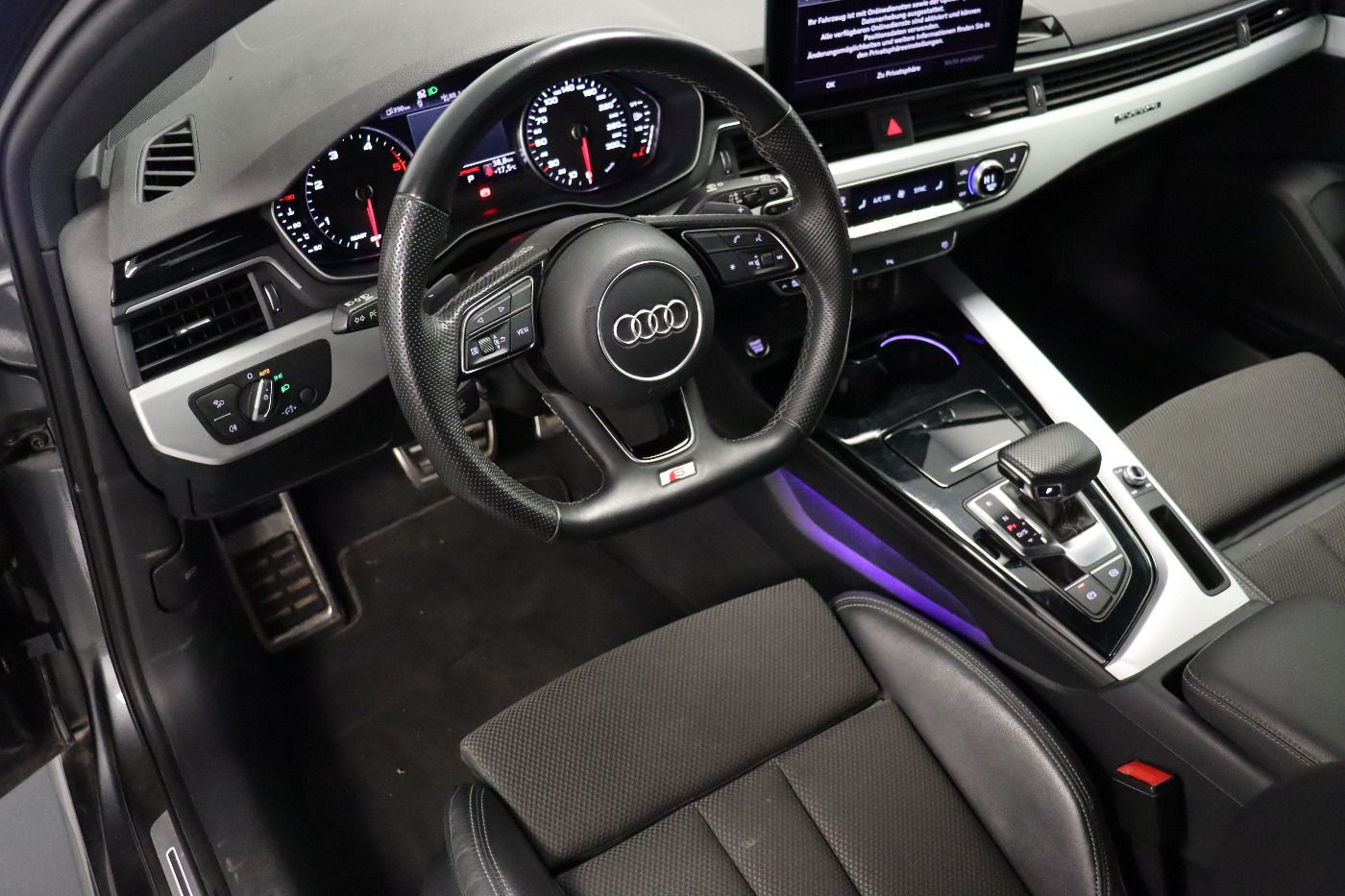 Fahrzeugabbildung Audi A4 Avant 40 TDI quattro S tronic S line