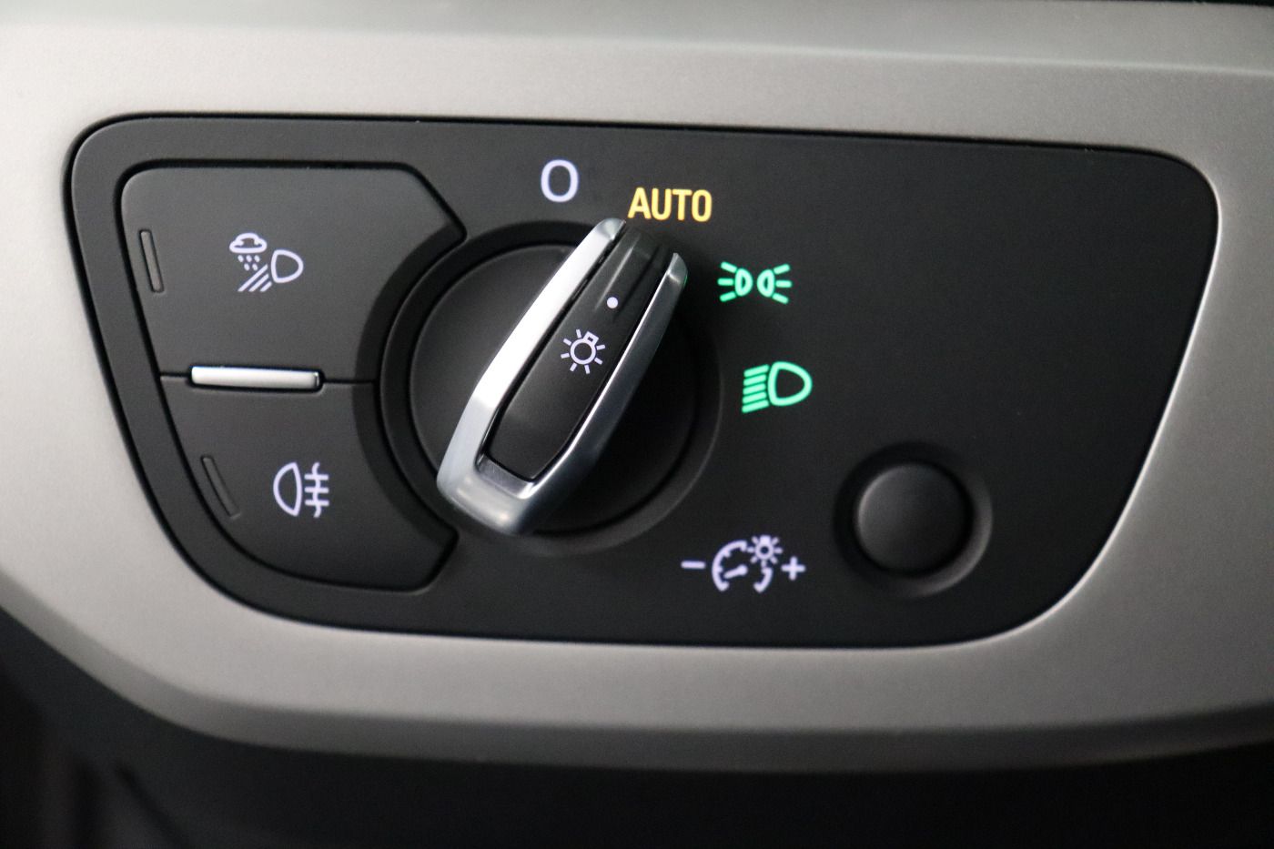 Fahrzeugabbildung Audi A4 Avant 40 TDI quattro S tronic S line