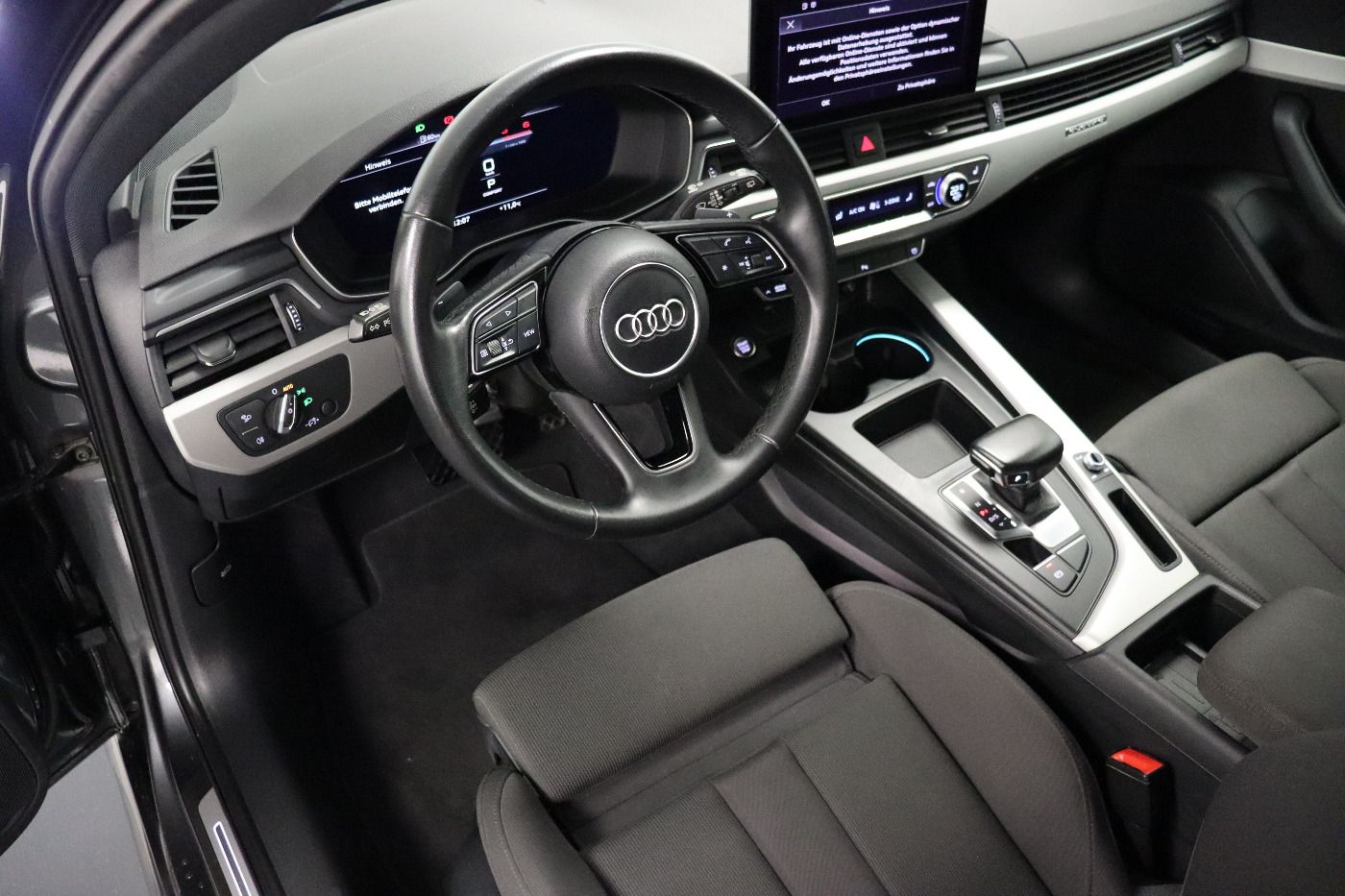 Fahrzeugabbildung Audi A4 Avant 40 TDI quattro S tronic S line