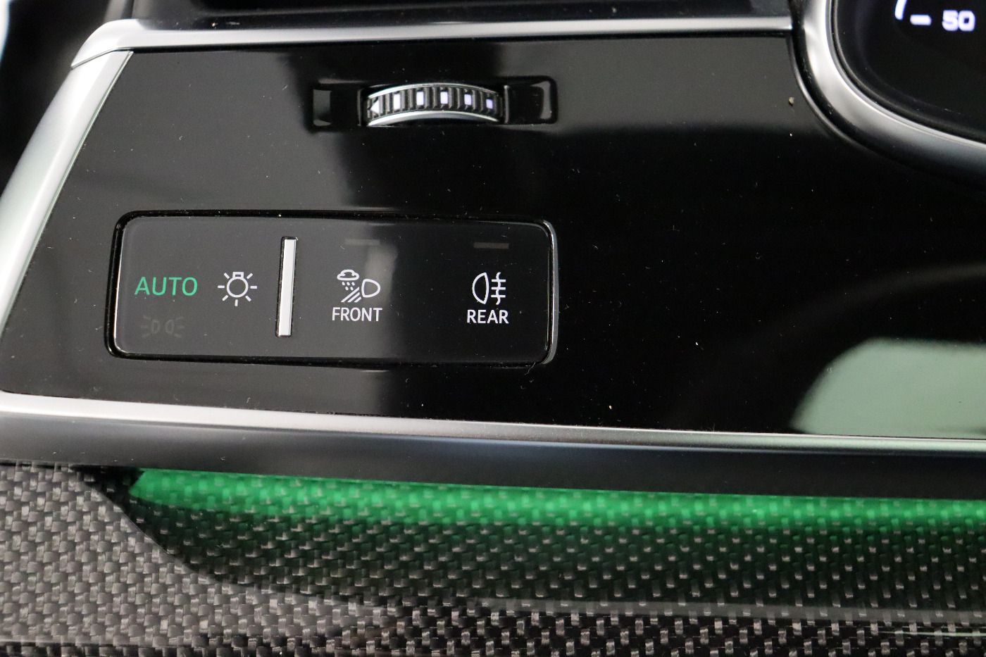 Fahrzeug autohaus mense Fahrzeugabbildung Audi SQ7 TFSI quattro tiptronic competition Matrix|B&