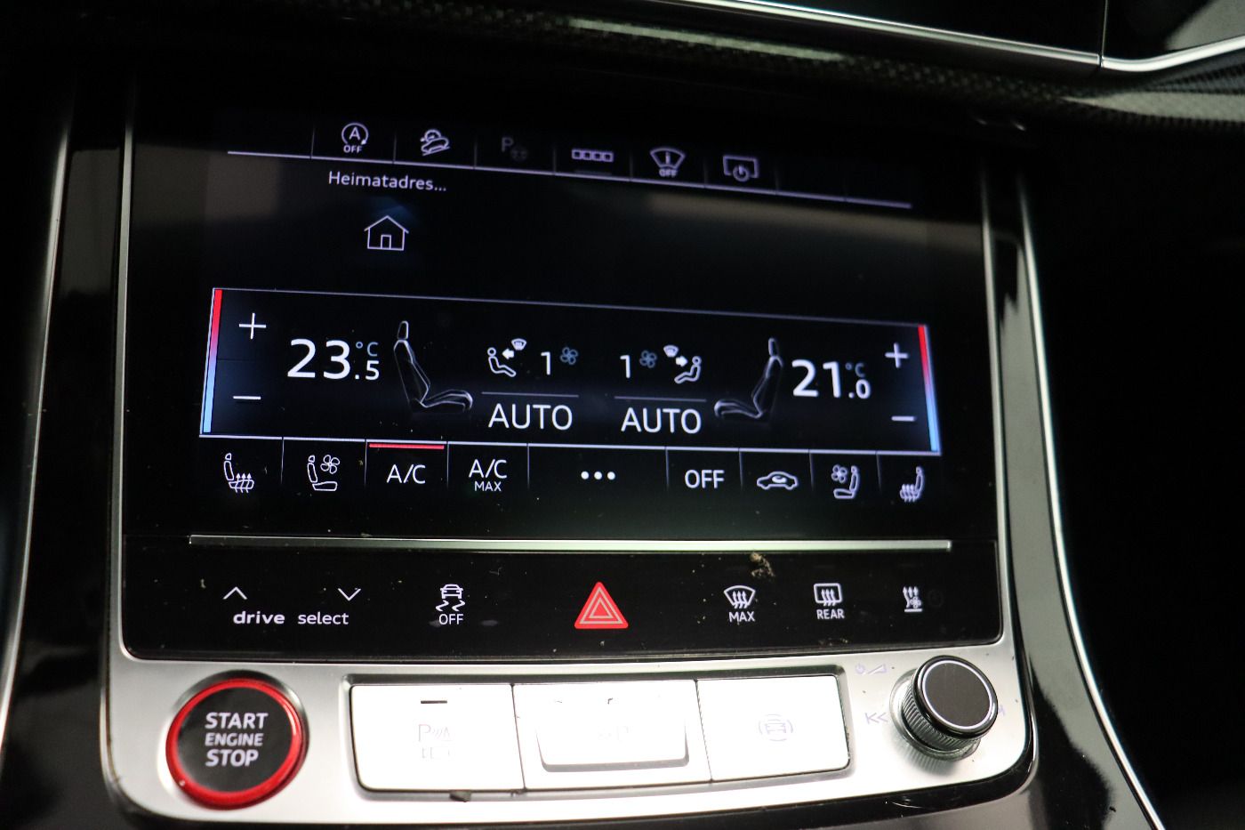 Fahrzeug autohaus mense Fahrzeugabbildung Audi SQ7 TFSI quattro tiptronic competition Matrix|B&