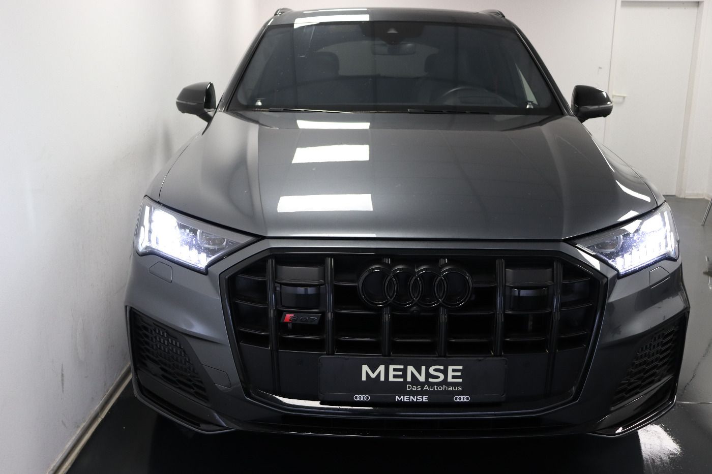 Fahrzeug autohaus mense Fahrzeugabbildung Audi SQ7 TFSI quattro tiptronic competition Matrix|B&
