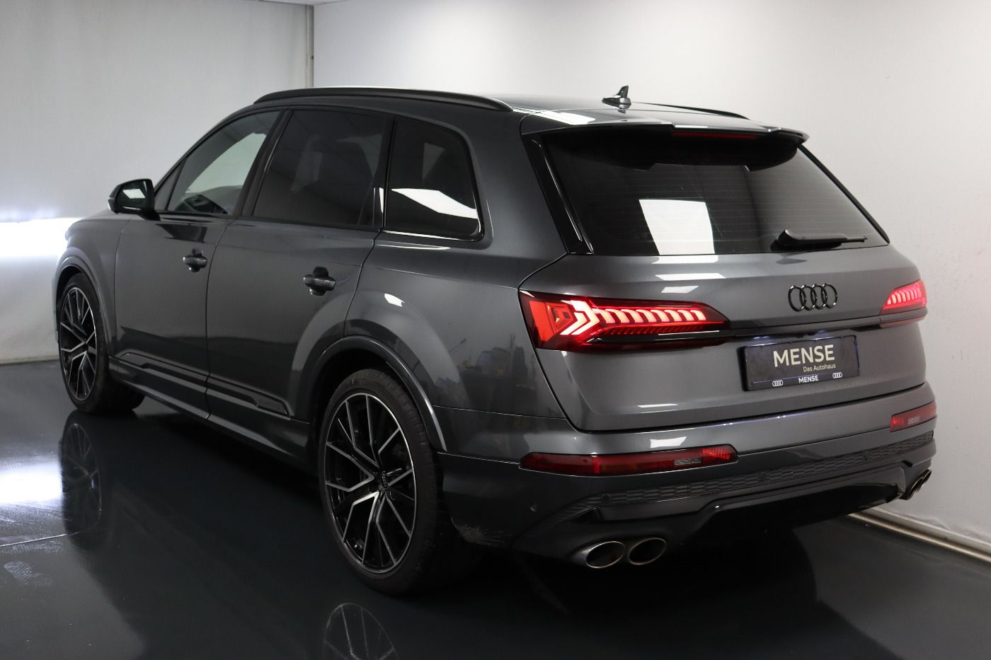 Fahrzeug autohaus mense Fahrzeugabbildung Audi SQ7 TFSI quattro tiptronic competition Matrix|B&