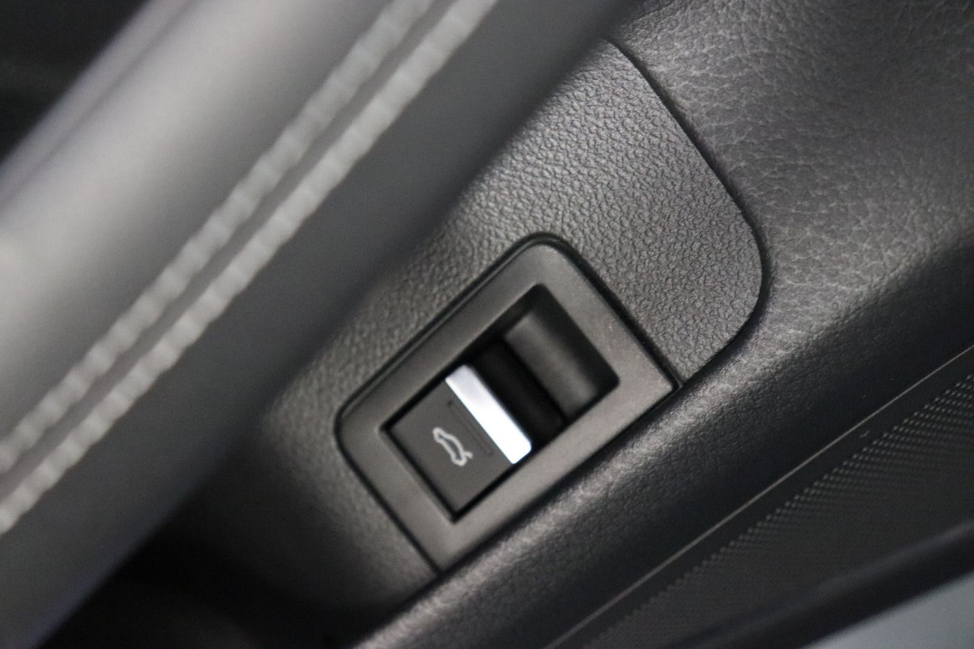 Fahrzeugabbildung Audi S6 TDI quattro tiptronic B&O