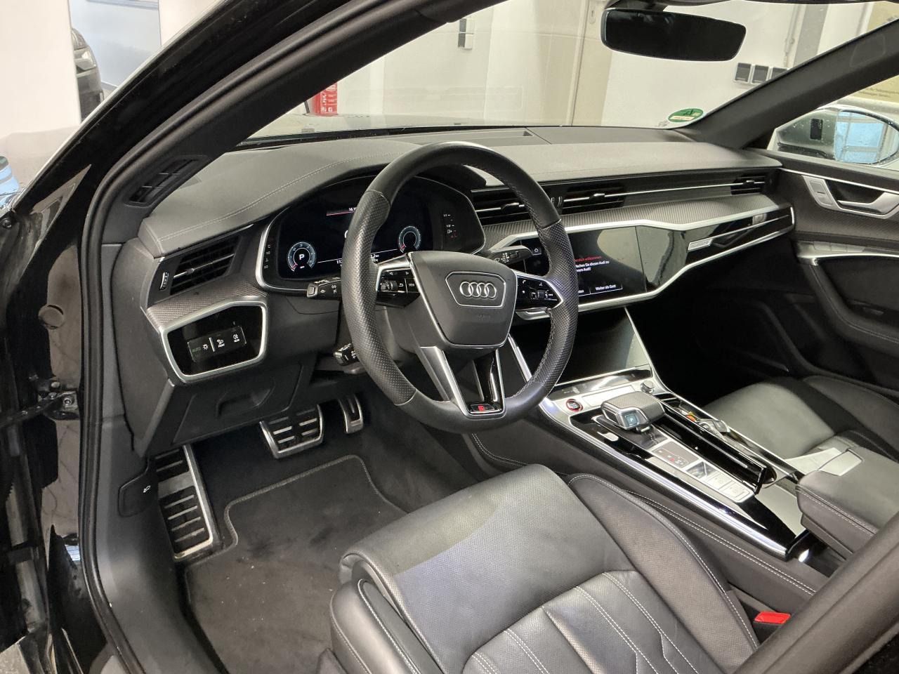 Fahrzeugabbildung Audi S6 Limousine B&O